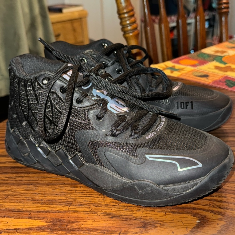 MB.01 “Iridescent” Men’s Basketball Shoes